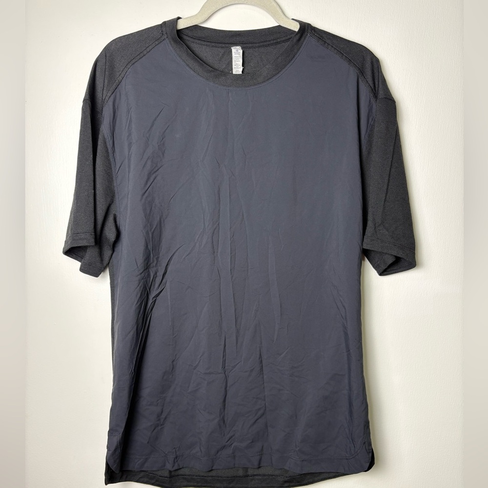 lululemon athletica Charcoal Short Sleeve Tee
